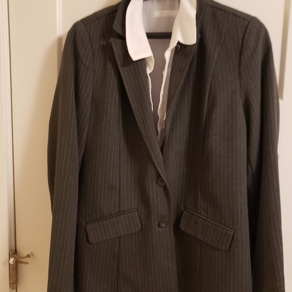 New with tags, Grey Pinstripe Blazer - Picture 6 of 6